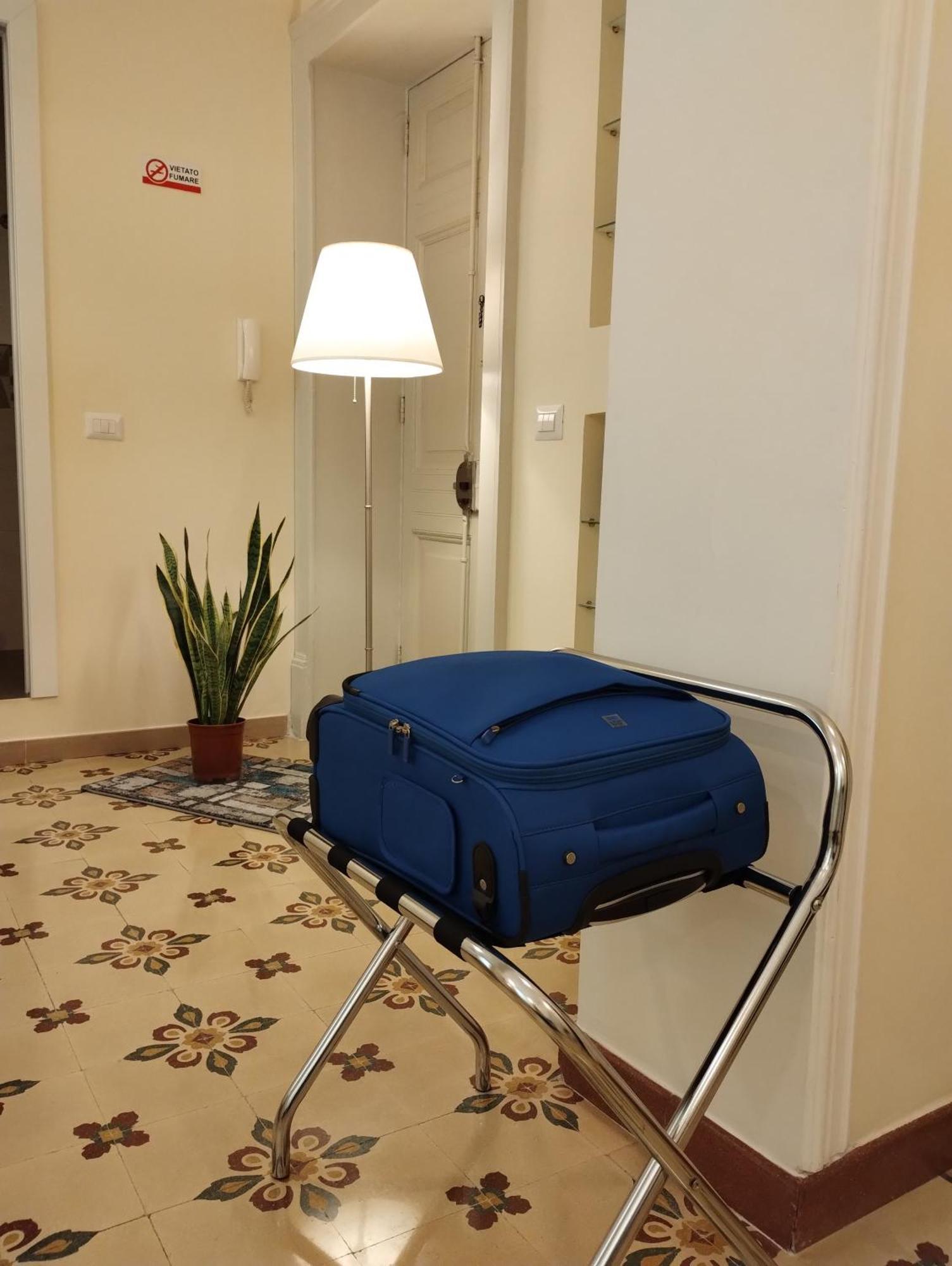Suleima B&B Messina Centro Eksteriør billede