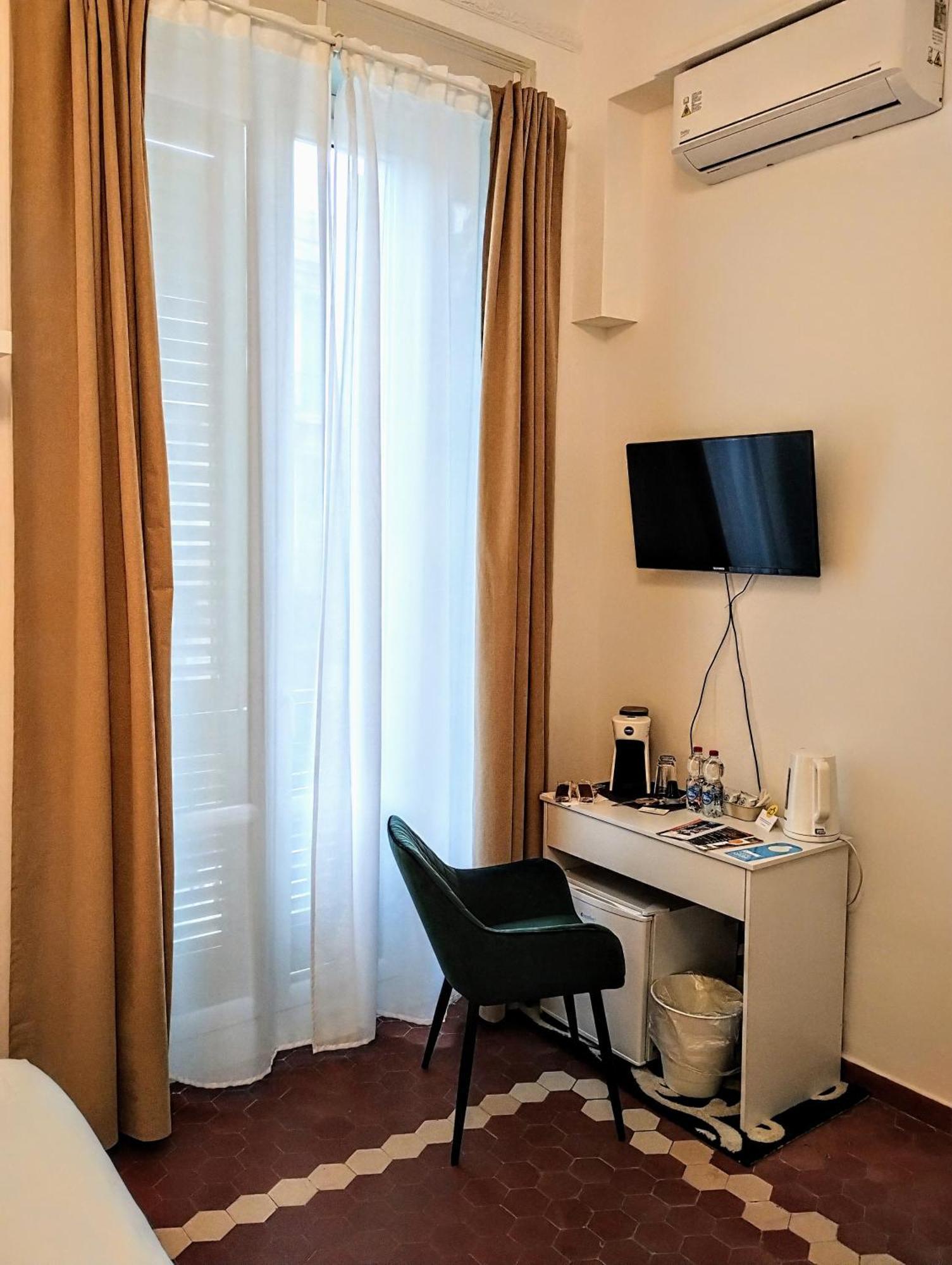 Suleima B&B Messina Centro Eksteriør billede