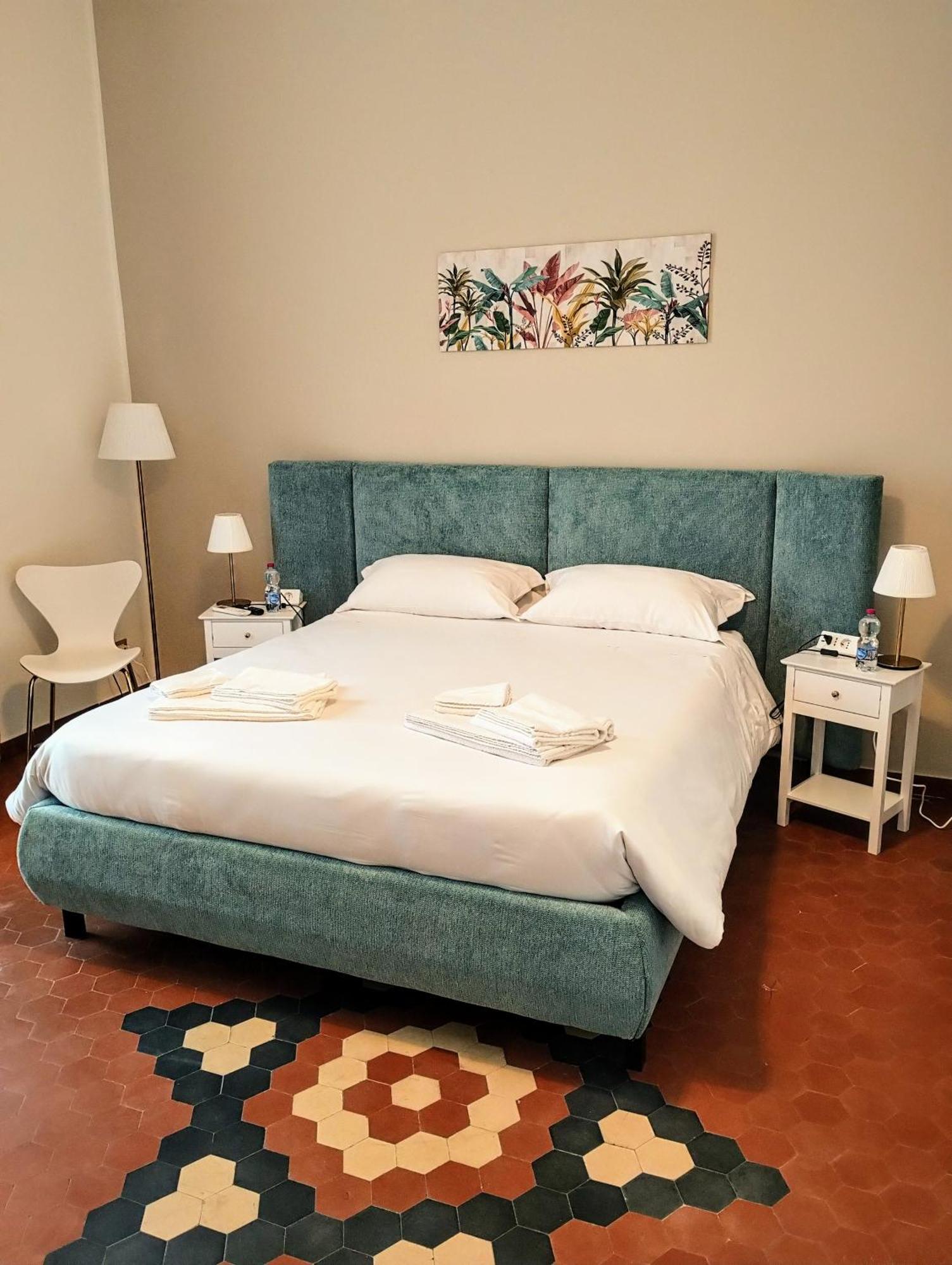 Suleima B&B Messina Centro Eksteriør billede